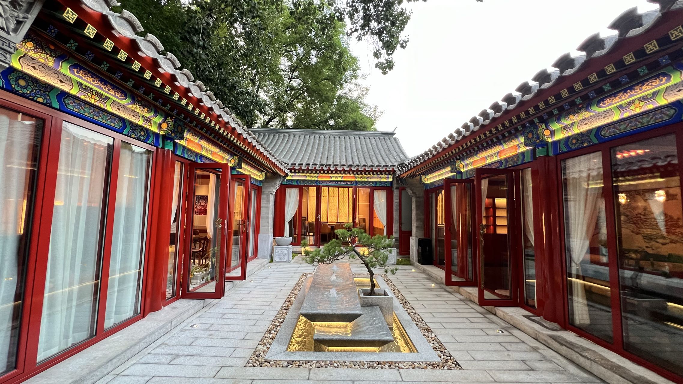西单新翻建四合院双证齐全两车位