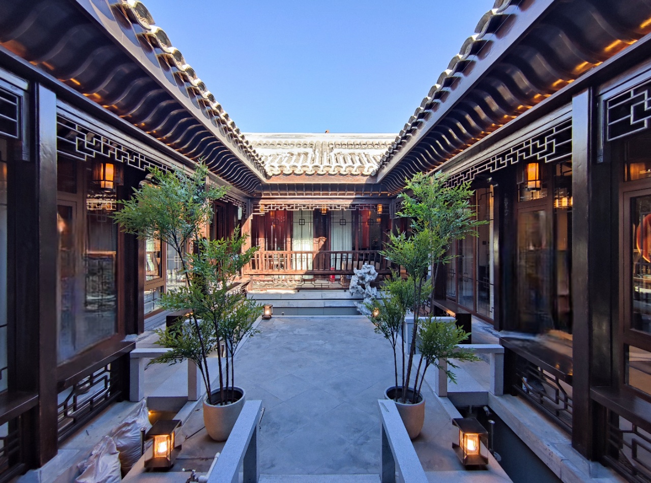 东城区东四临主街门口带车位徽派四合院出租