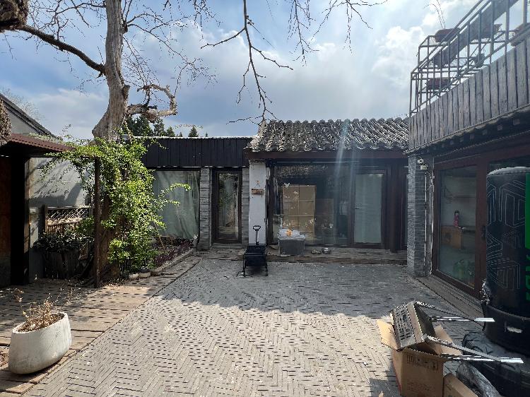 北京白塔寺独门独院200平仅需2200W