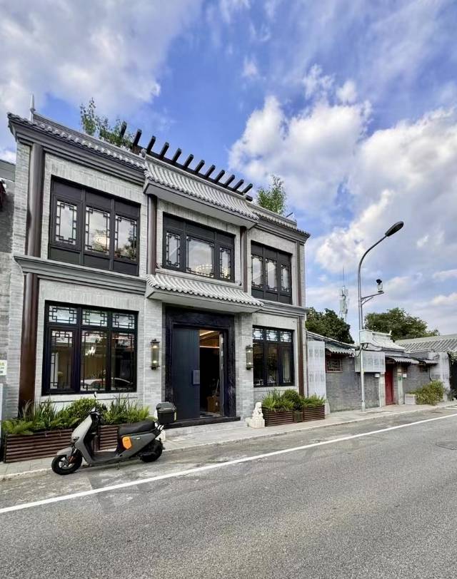 西城国家大剧院220㎡临街二层